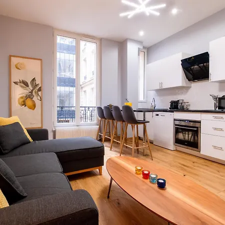 Luxury Flat Champs Elysees 4 Guests * Parijs