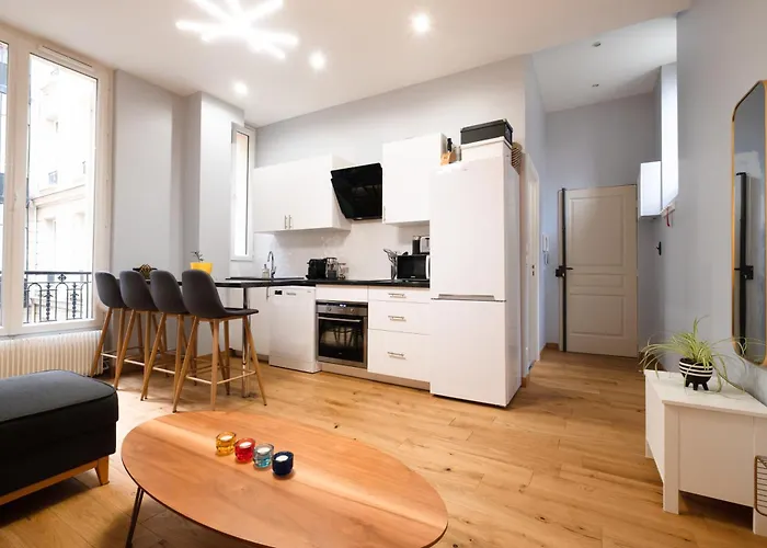 Appartement Luxury Flat Champs Elysees 4 Guests Parijs
