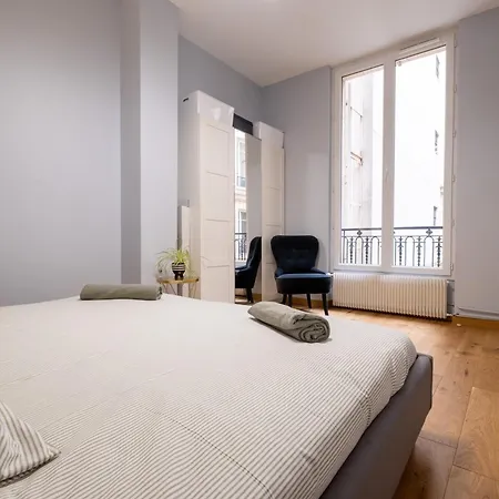 Apartment Luxury Flat Champs Elysees 4 Guests *