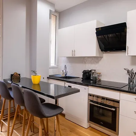 דירה Luxury Flat Champs Elysees 4 Guests פריז