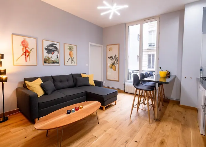 Luxury Flat Champs Elysees 4 Guests דירה פריז